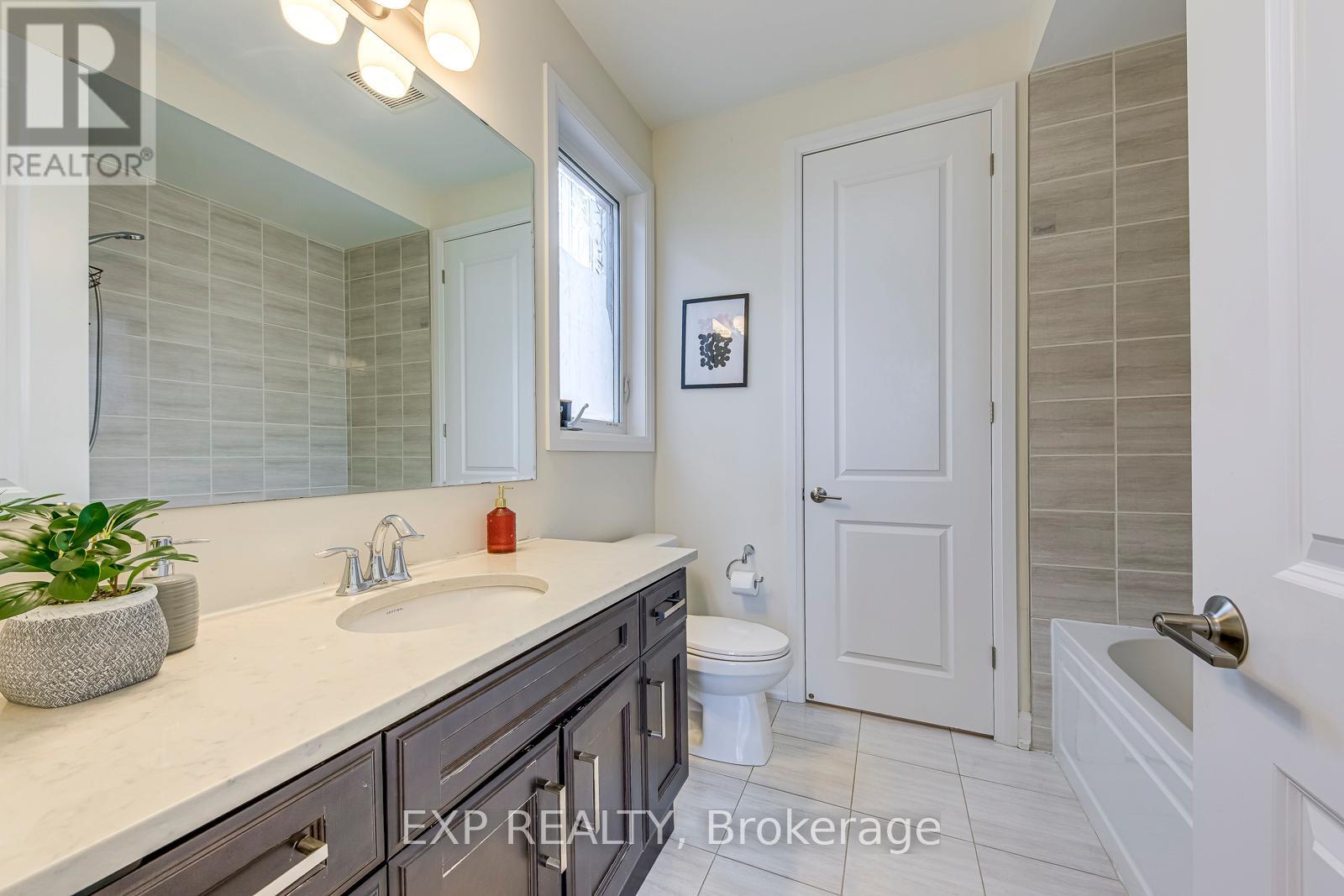 3129 Riverpath Common, Oakville, Ontario  L6M 1P6 - Photo 36 - W12265942