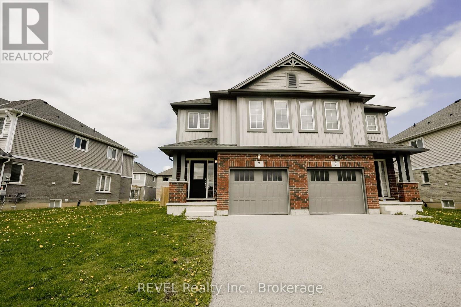 Property at 7 HAWTHORN AVENUE image 4
