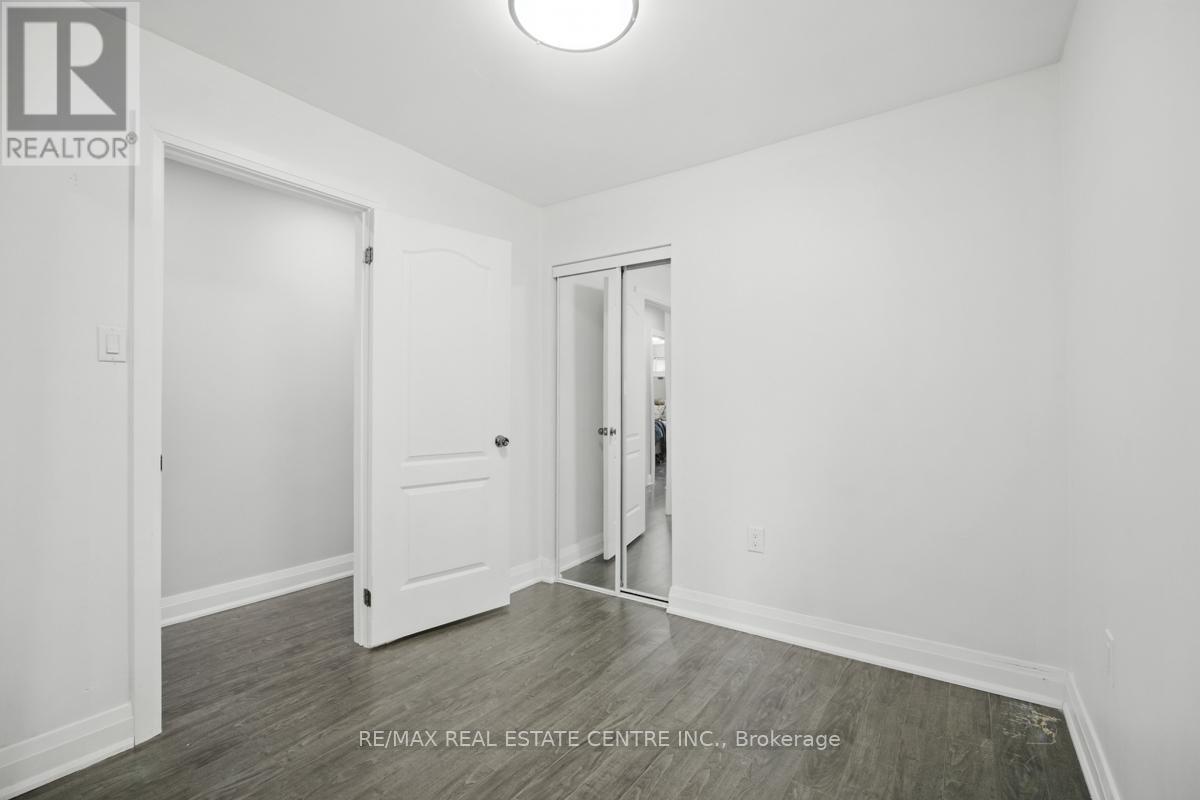 21 Chopin Crescent, Brampton, Ontario  L6Y 2S1 - Photo 18 - W12265267