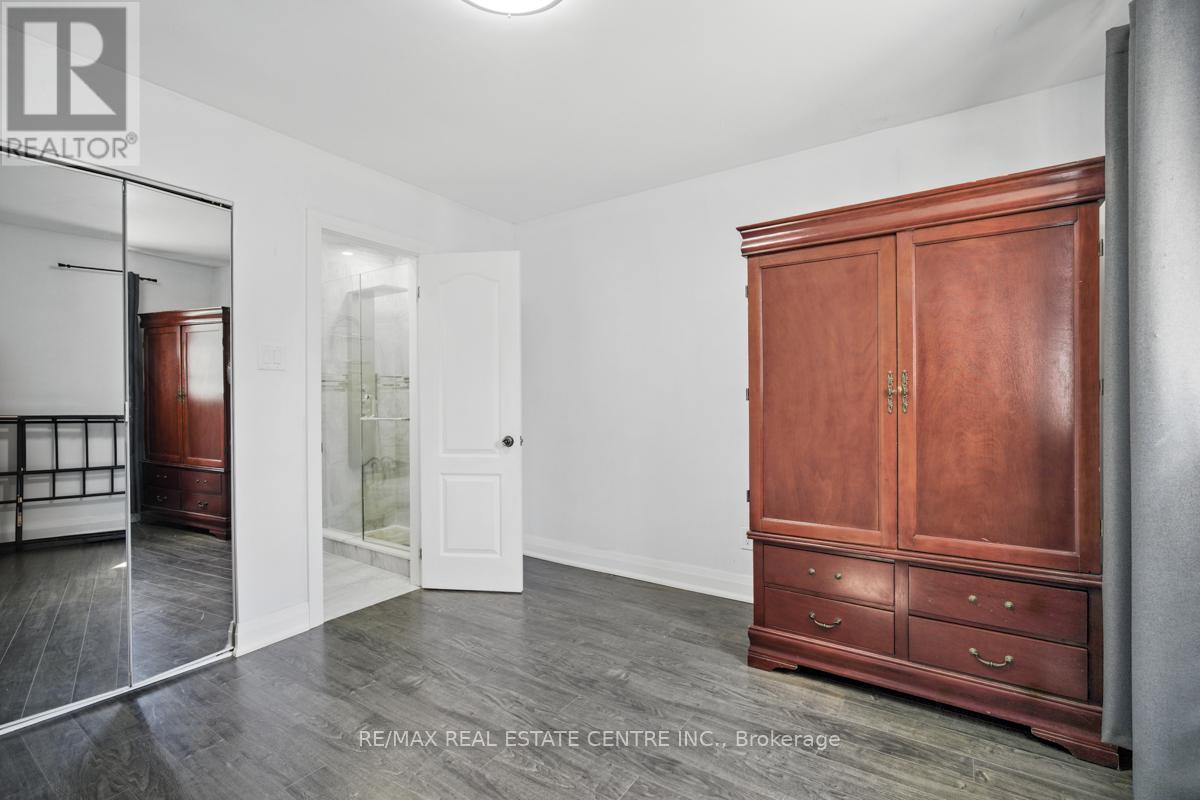 21 Chopin Crescent, Brampton, Ontario  L6Y 2S1 - Photo 21 - W12265267