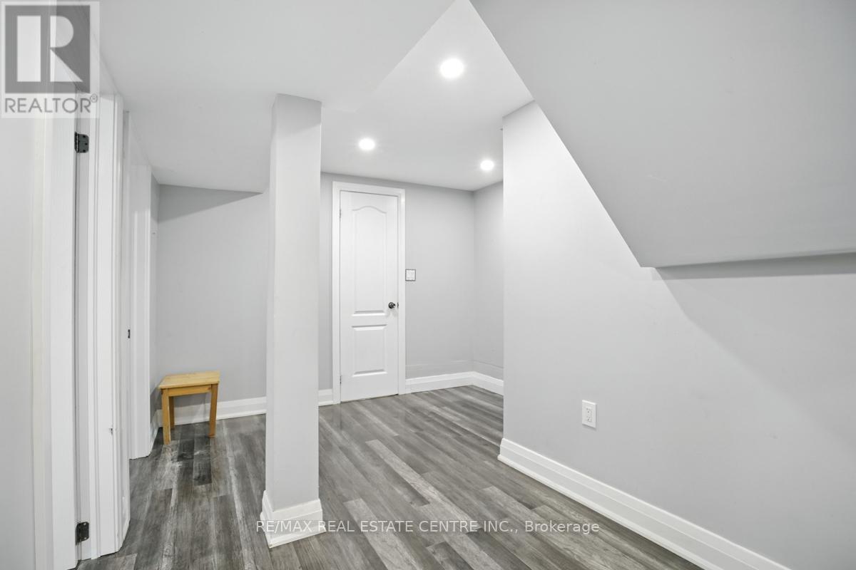 21 Chopin Crescent, Brampton, Ontario  L6Y 2S1 - Photo 26 - W12265267