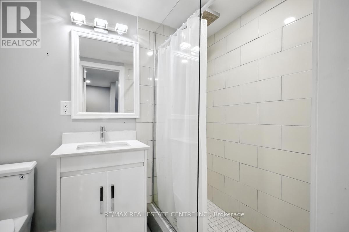 21 Chopin Crescent, Brampton, Ontario  L6Y 2S1 - Photo 35 - W12265267