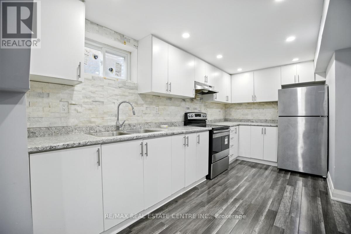 21 Chopin Crescent, Brampton, Ontario  L6Y 2S1 - Photo 29 - W12265267