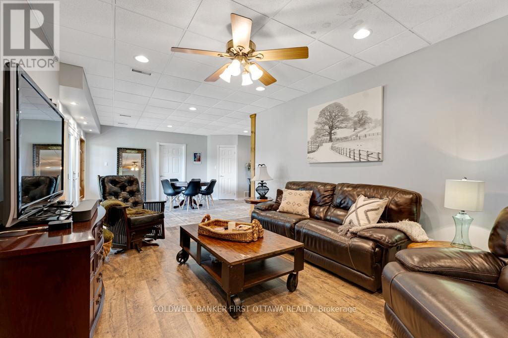 1718 Blue Heron Ridge, Frontenac (Frontenac Centre), Ontario  K0H 1B0 - Photo 32 - X12264867