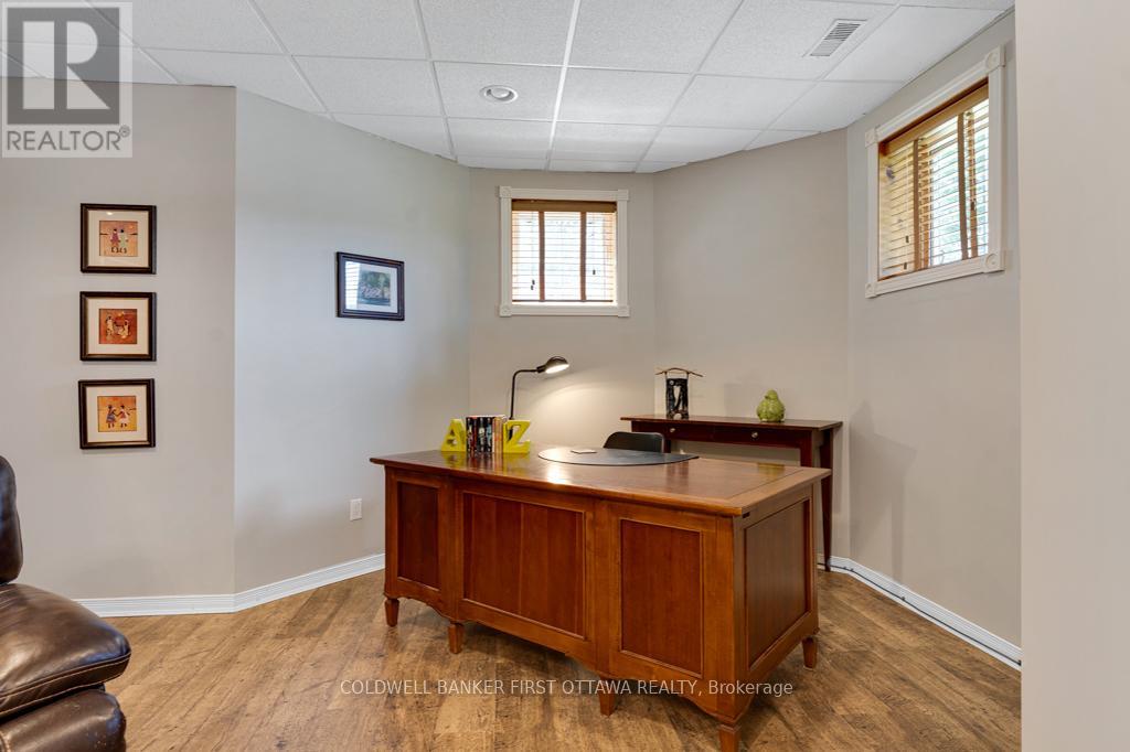 1718 Blue Heron Ridge, Frontenac (Frontenac Centre), Ontario  K0H 1B0 - Photo 31 - X12264867