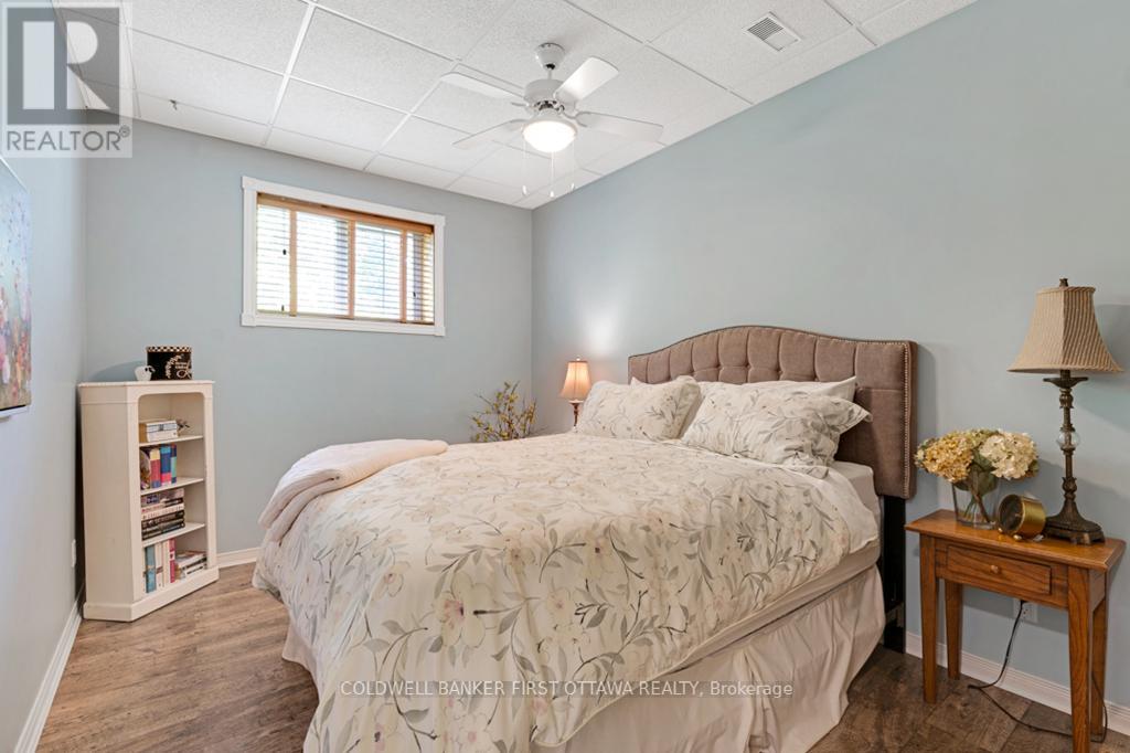 1718 Blue Heron Ridge, Frontenac (Frontenac Centre), Ontario  K0H 1B0 - Photo 37 - X12264867