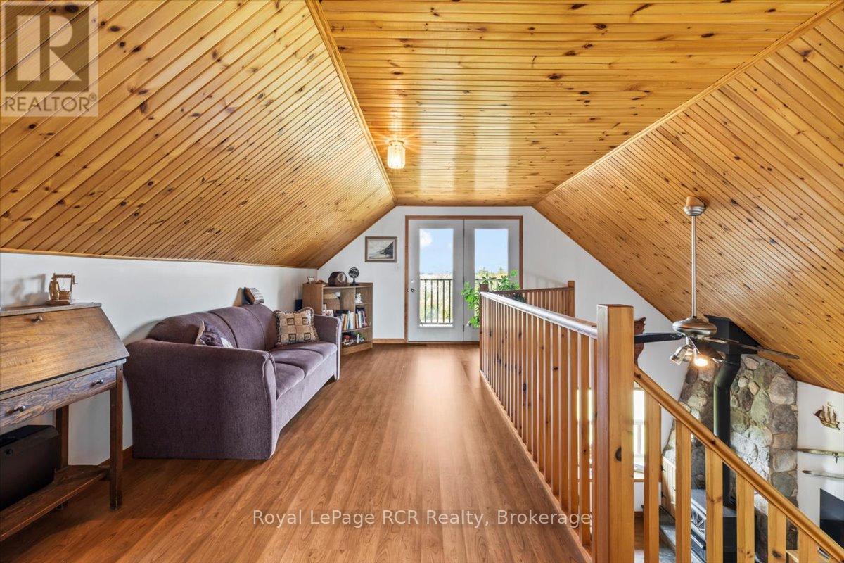 222191 Concession 14, West Grey, Ontario  N0G 2M0 - Photo 21 - X12266020