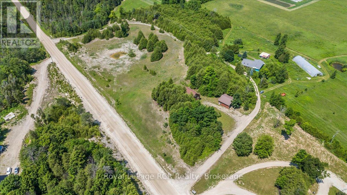 222191 Concession 14, West Grey, Ontario  N0G 2M0 - Photo 35 - X12266020
