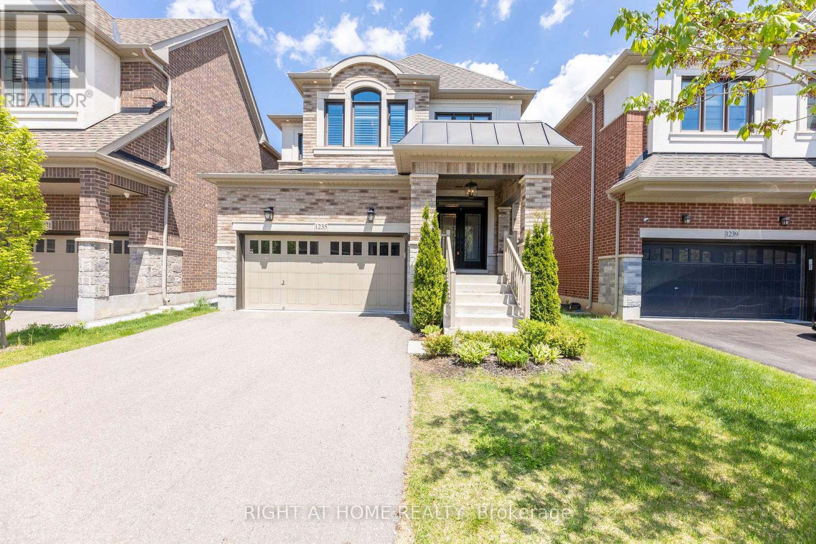 Property at 1235 MCPHEDRAN POINT image 1