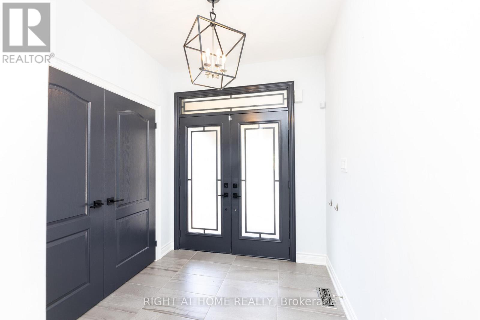 Property at 1235 MCPHEDRAN POINT image 3