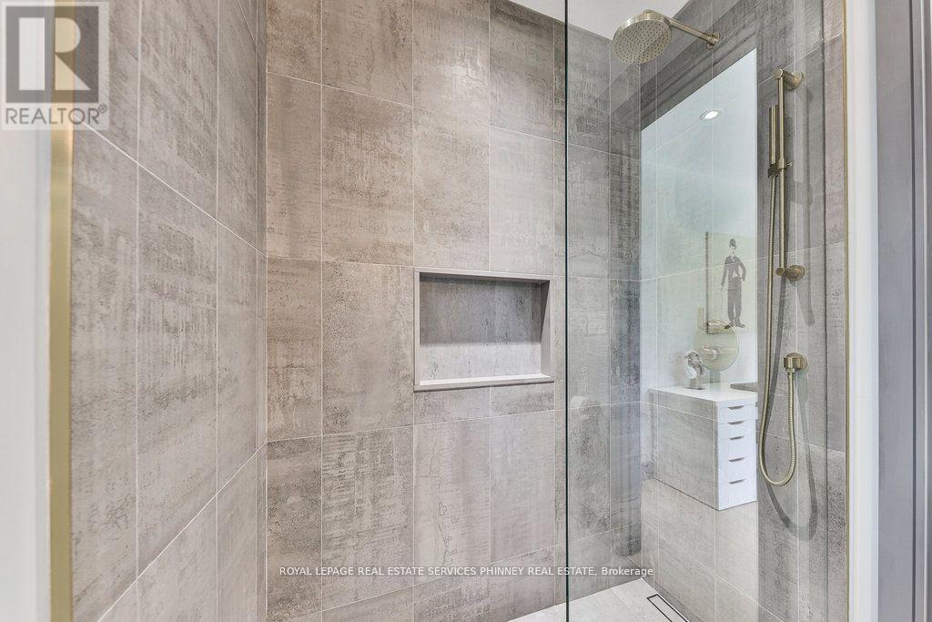 1617 Trotwood Avenue, Mississauga, Ontario  L5G 3Z8 - Photo 25 - W12265999