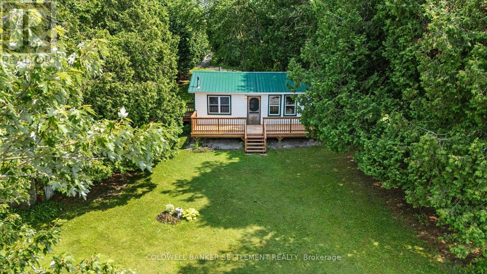 236 Hall's Lane, Tay Valley, Ontario  K7H 3C9 - Photo 15 - X12266054