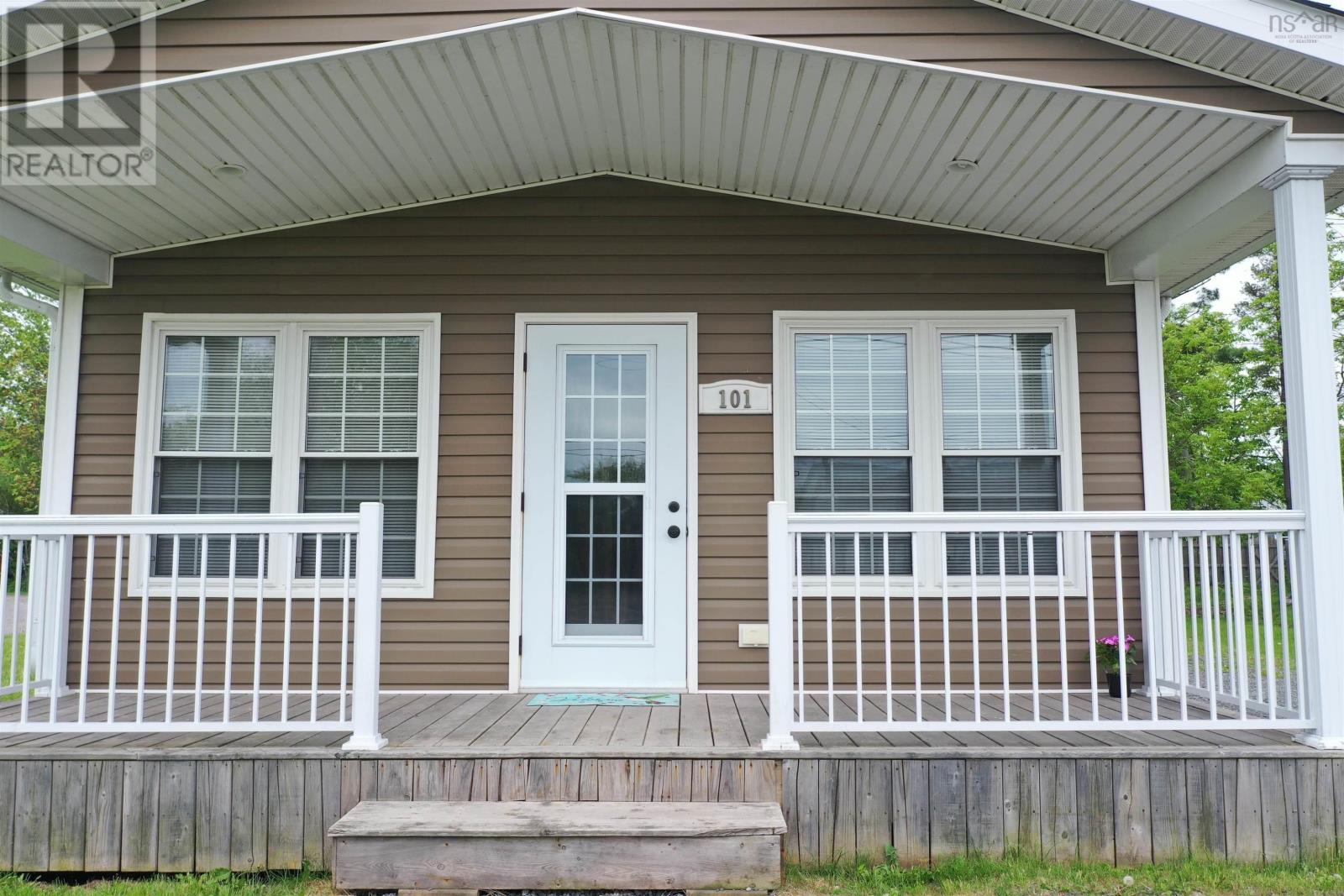 101 Acadia Avenue, Stellarton, Nova Scotia  B0K 1S0 - Photo 10 - 202513790