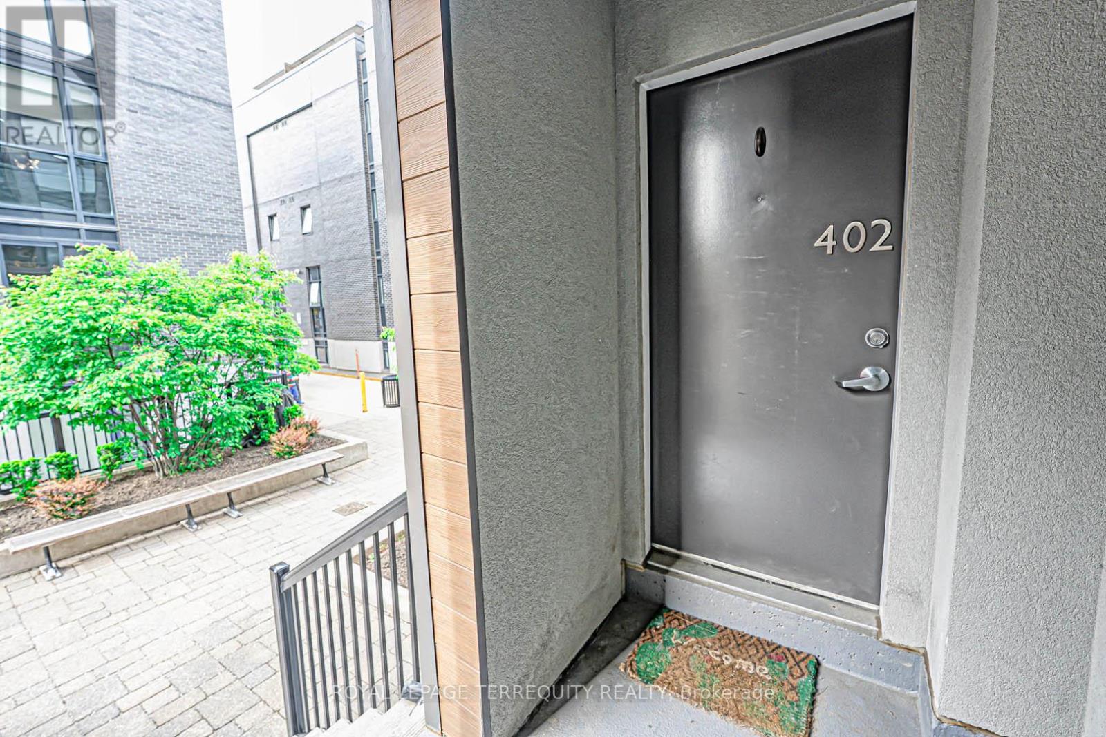 Property at 402 - 15 SOUSA MENDES STREET image 5