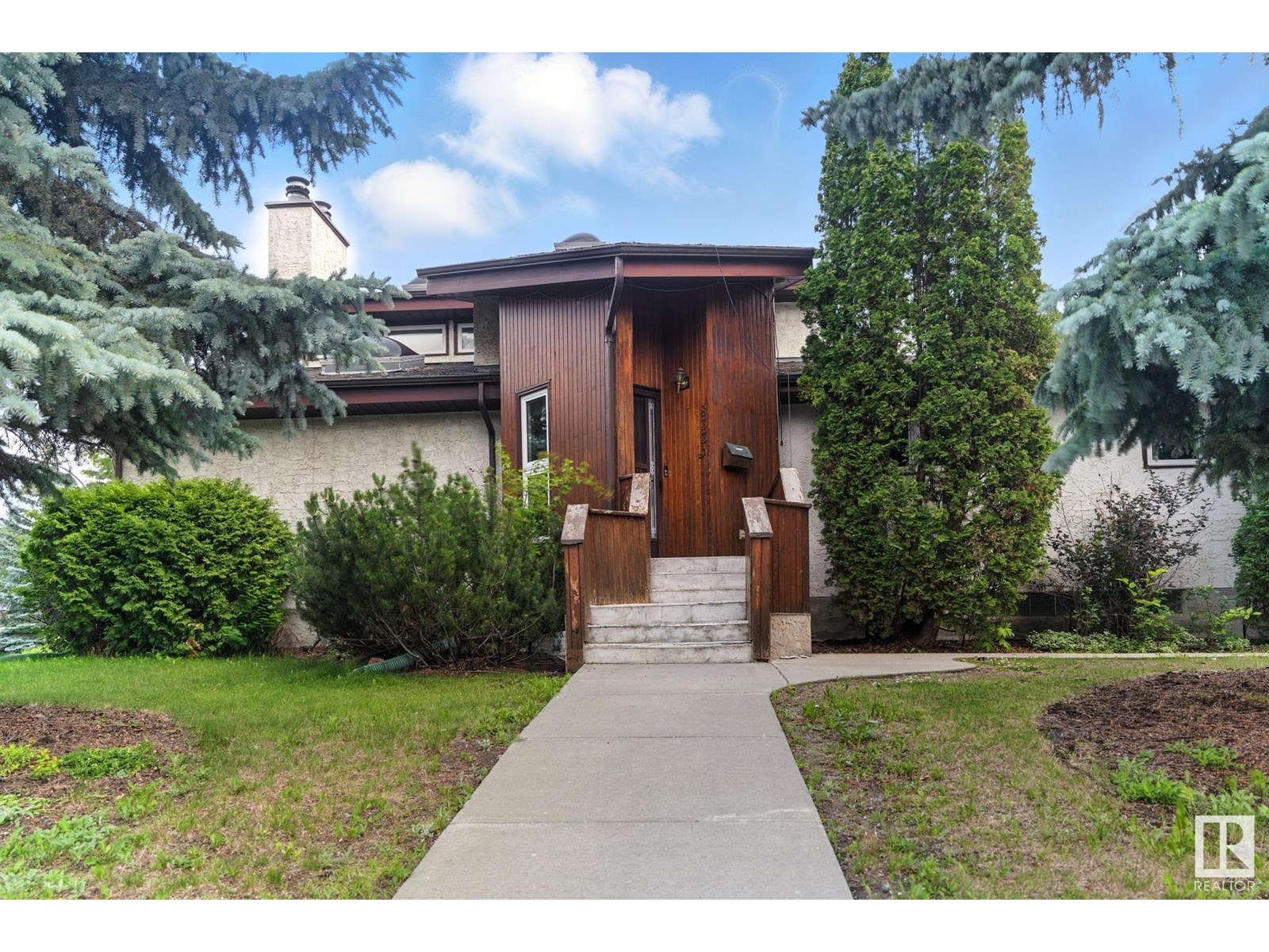 Property at 8339 120 ST NW image 1