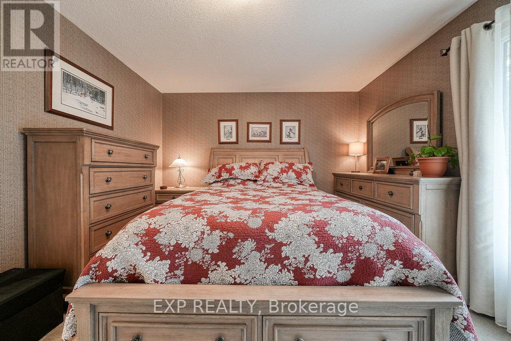 68 Thompson Place, East Zorra-Tavistock, Ontario  N0J 1M0 - Photo 26 - X12264848