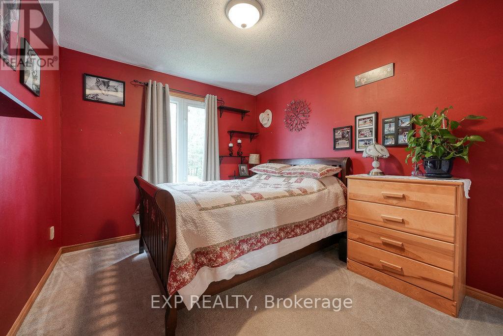68 Thompson Place, East Zorra-Tavistock, Ontario  N0J 1M0 - Photo 30 - X12264848