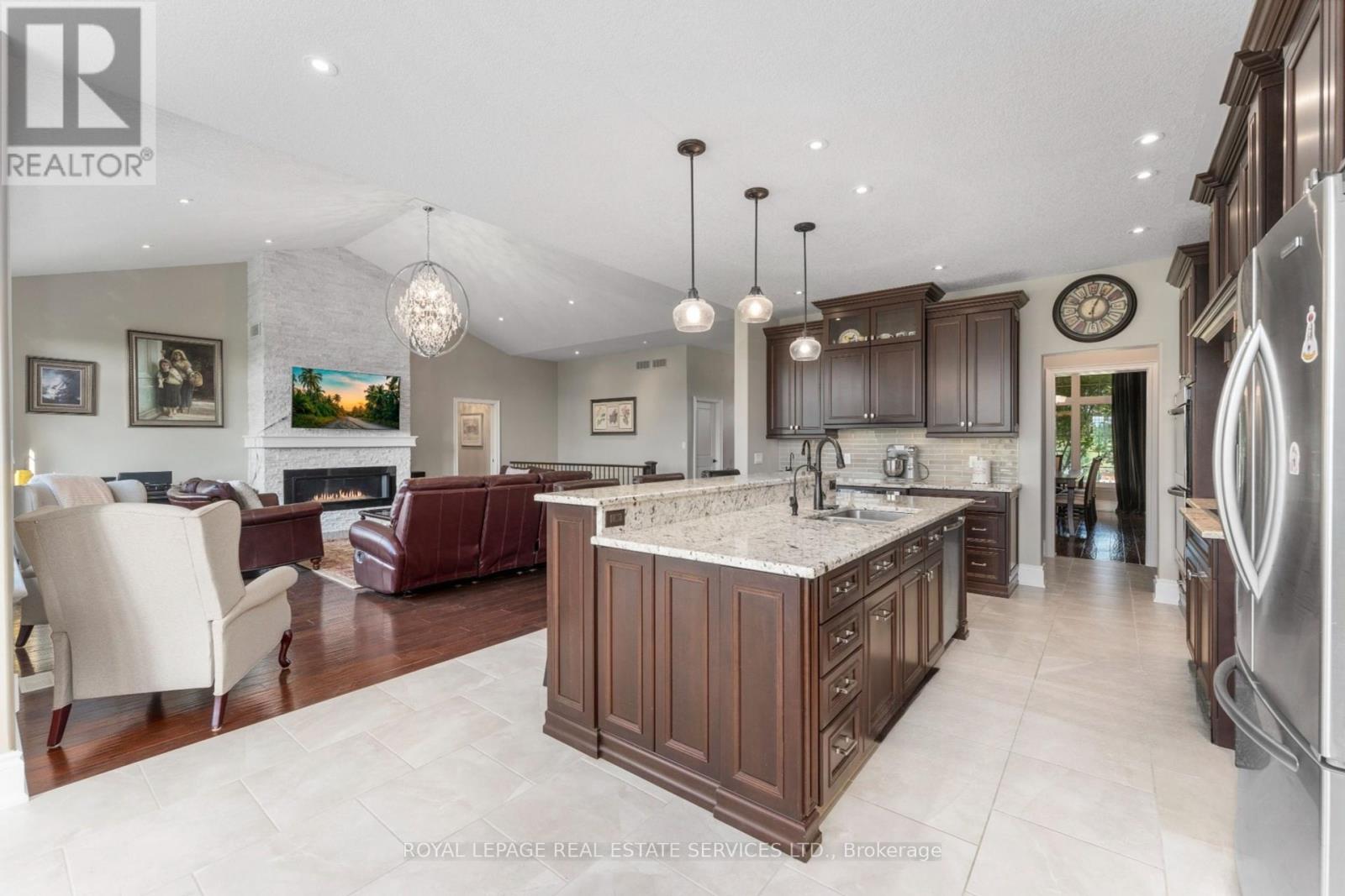 391 Robinson Road, Brantford, Ontario  N3R 0B8 - Photo 15 - X12264437