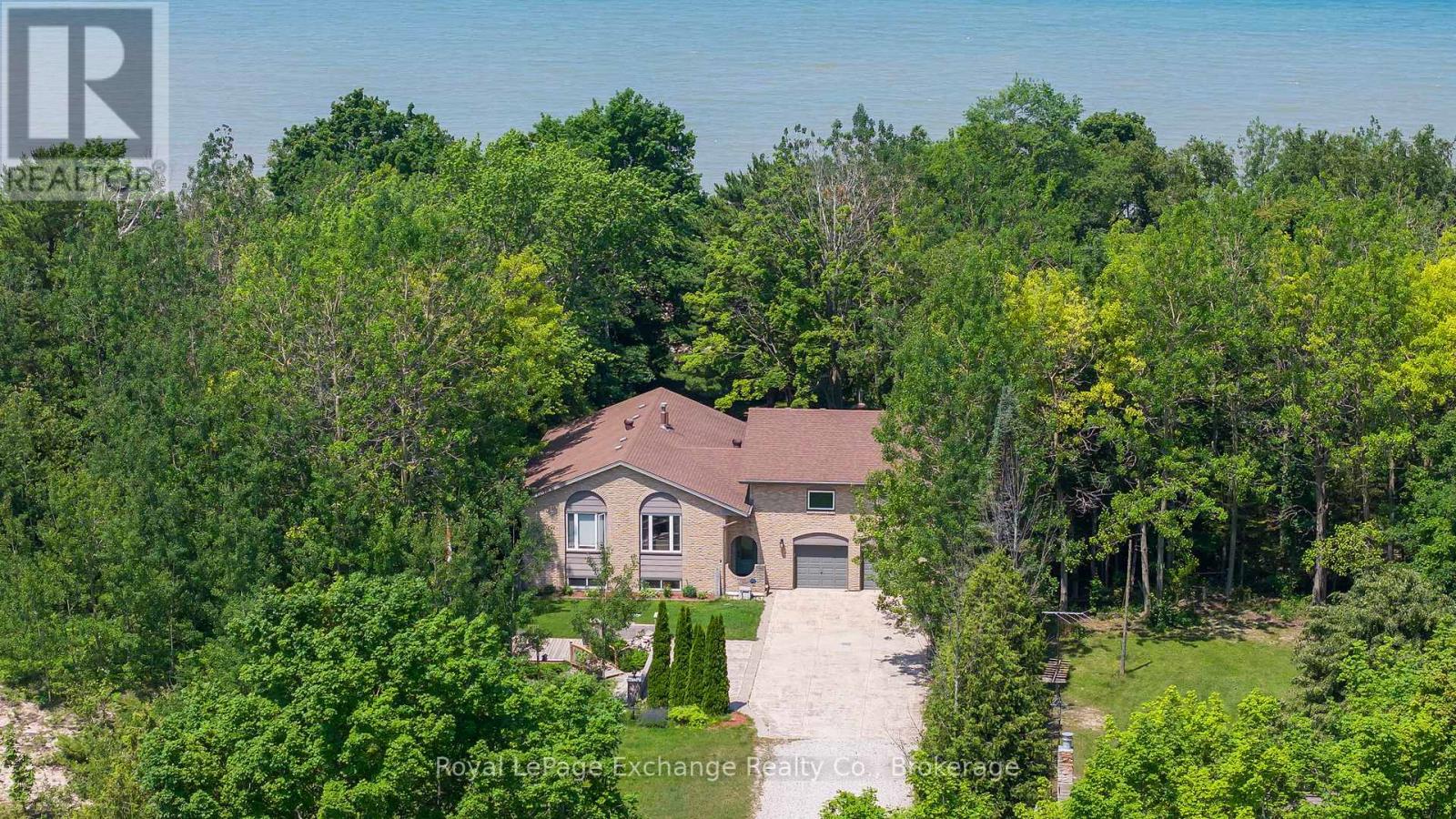 71 Upper Lorne Beach Road, Kincardine, Ontario  N0G 2T0 - Photo 32 - X12266083