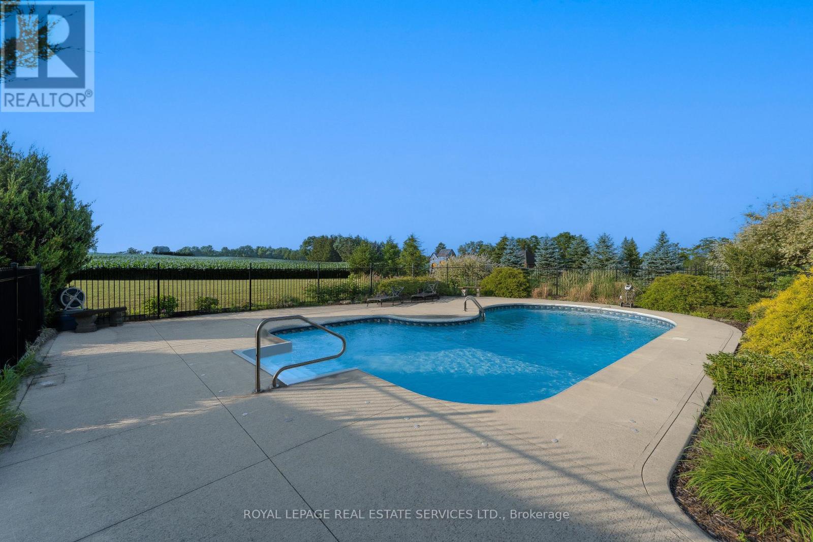 391 Robinson Road, Brantford, Ontario  N3R 0B8 - Photo 40 - X12264437