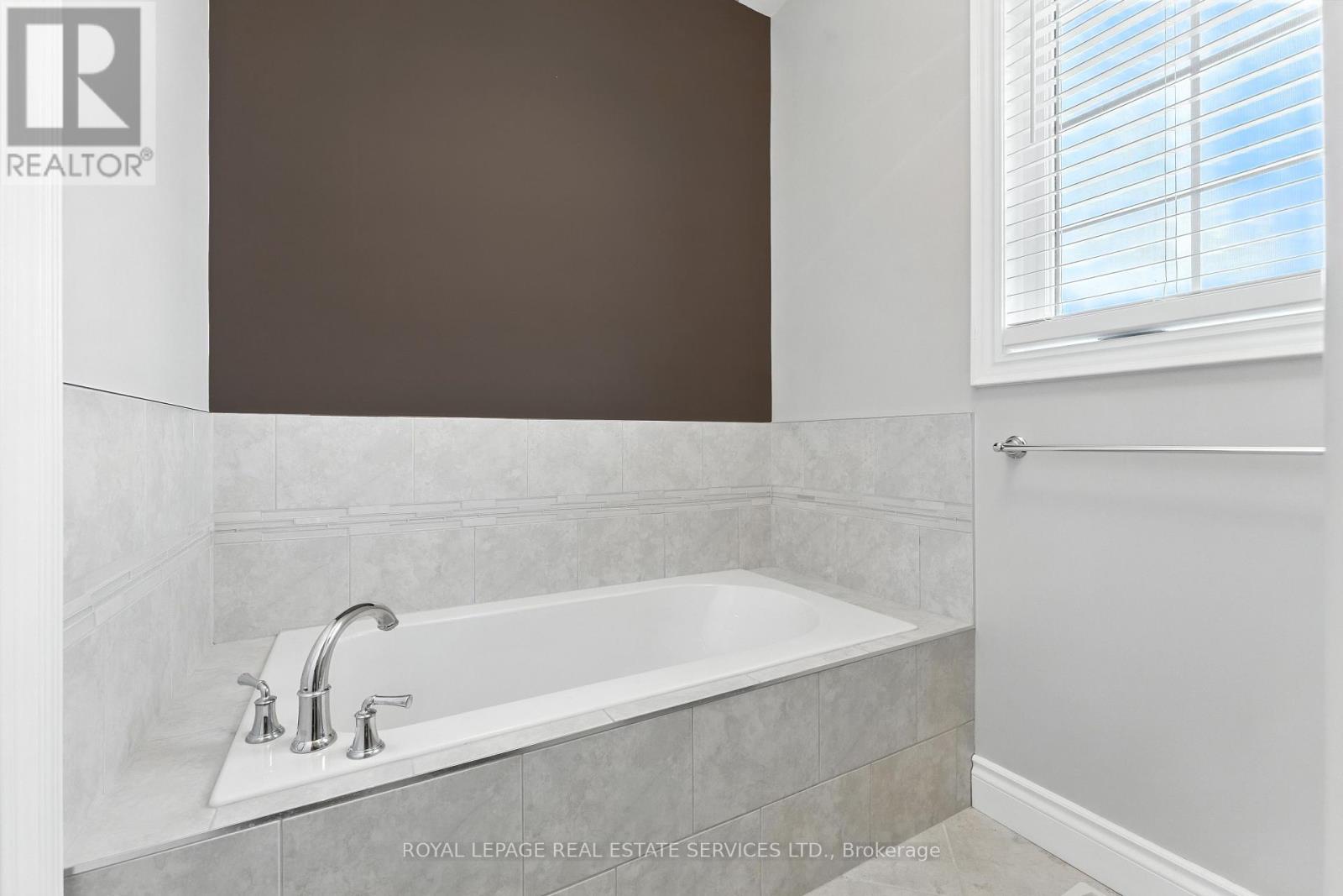 391 Robinson Road, Brantford, Ontario  N3R 0B8 - Photo 29 - X12264437