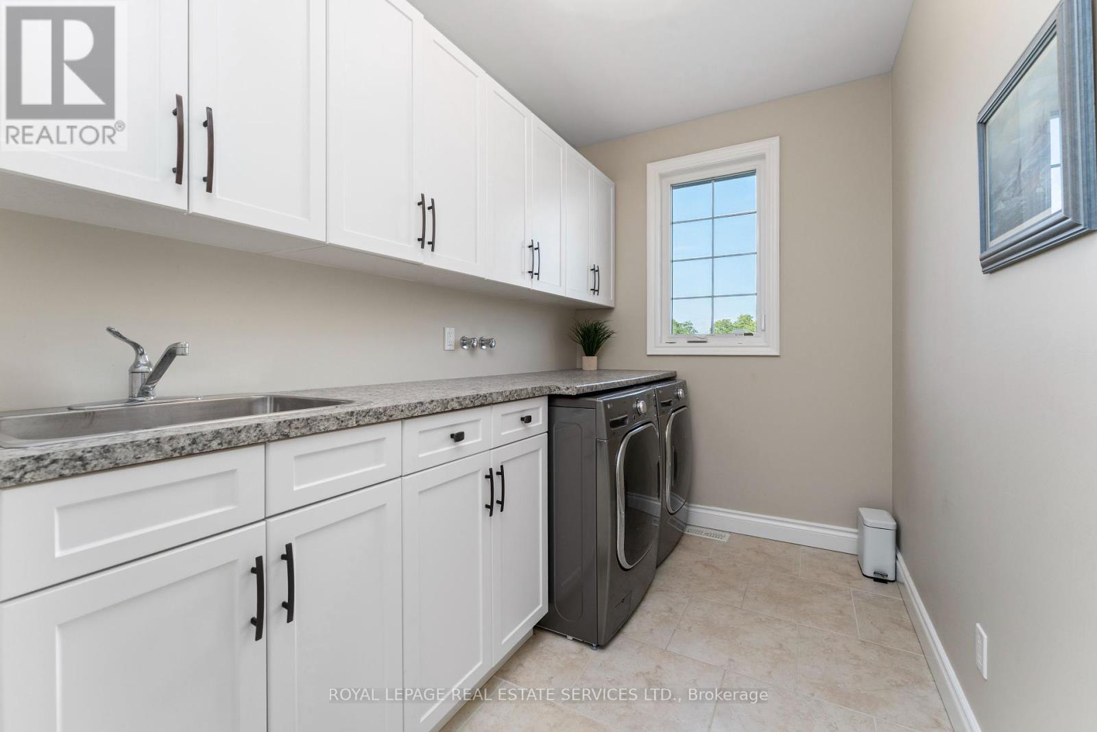 391 Robinson Road, Brantford, Ontario  N3R 0B8 - Photo 30 - X12264437