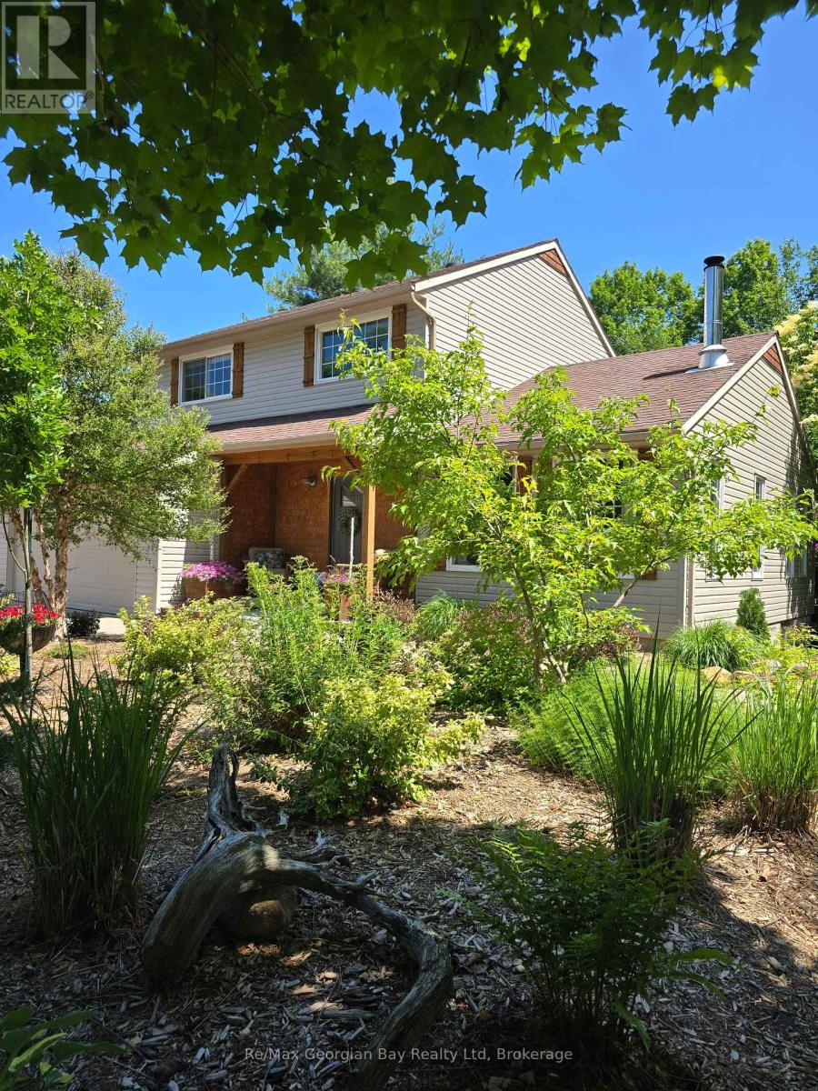 Property at 30 SUMAC CRESCENT image 4