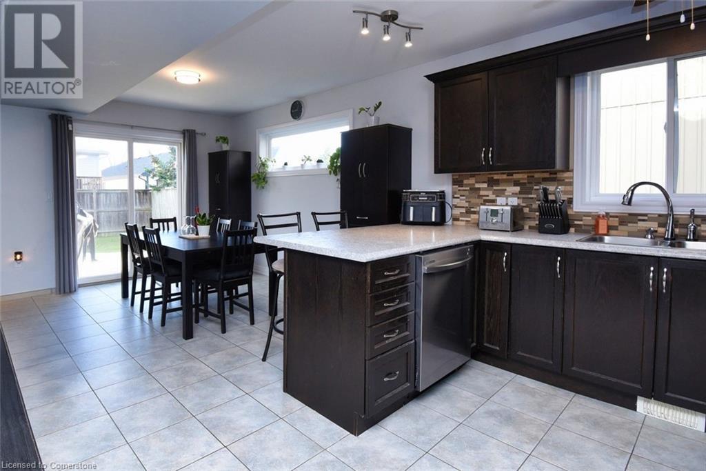 160 Wallace Avenue S, Welland, Ontario  L3B 1R5 - Photo 9 - 40731163