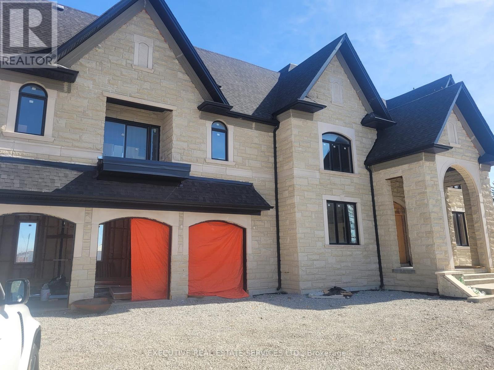 15267 Airport Road, Caledon, Ontario  L7C 2X9 - Photo 4 - W12254508