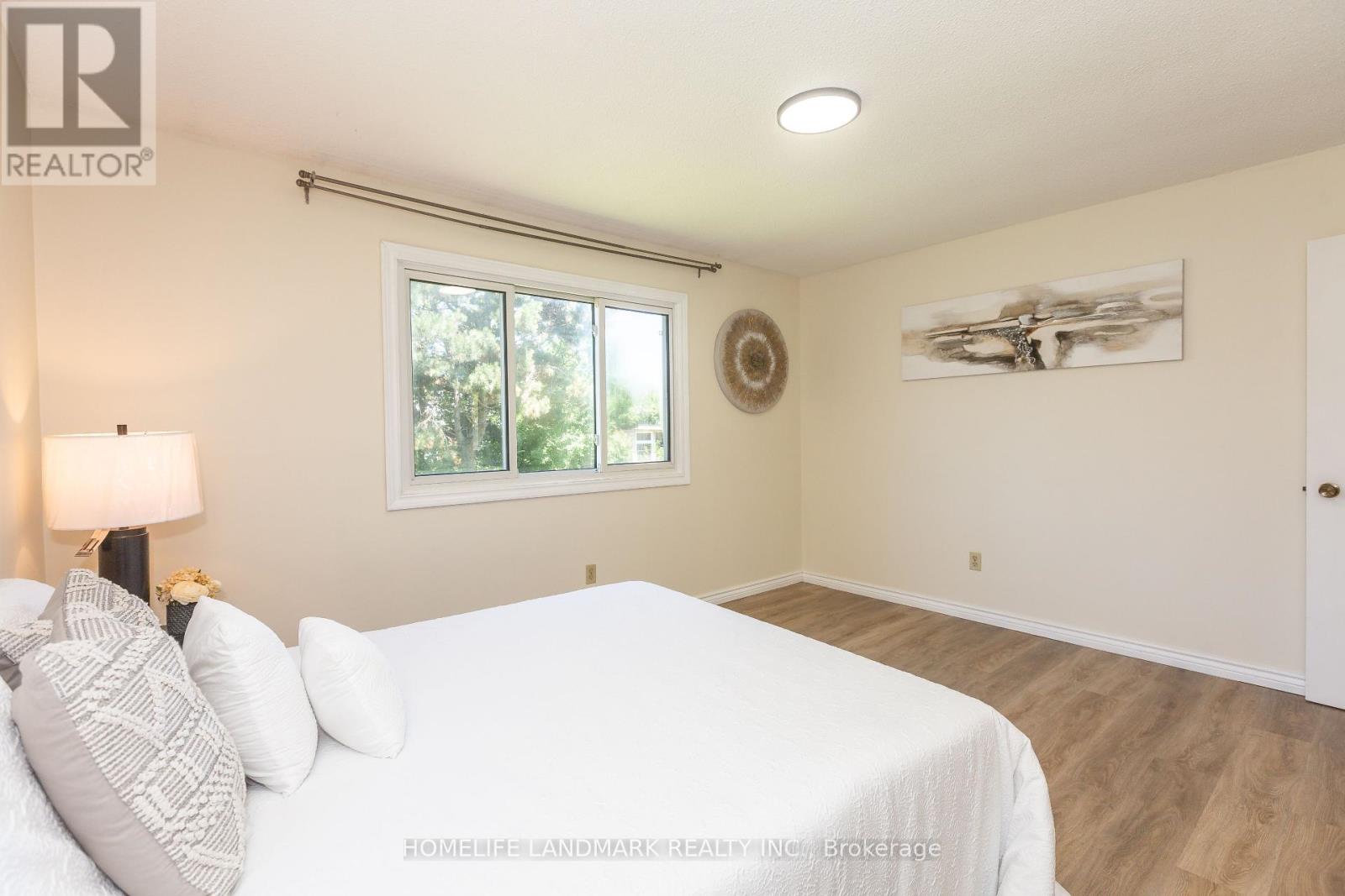 3337 Rhonda Valley, Mississauga, Ontario  L5A 3G2 - Photo 15 - W12266121