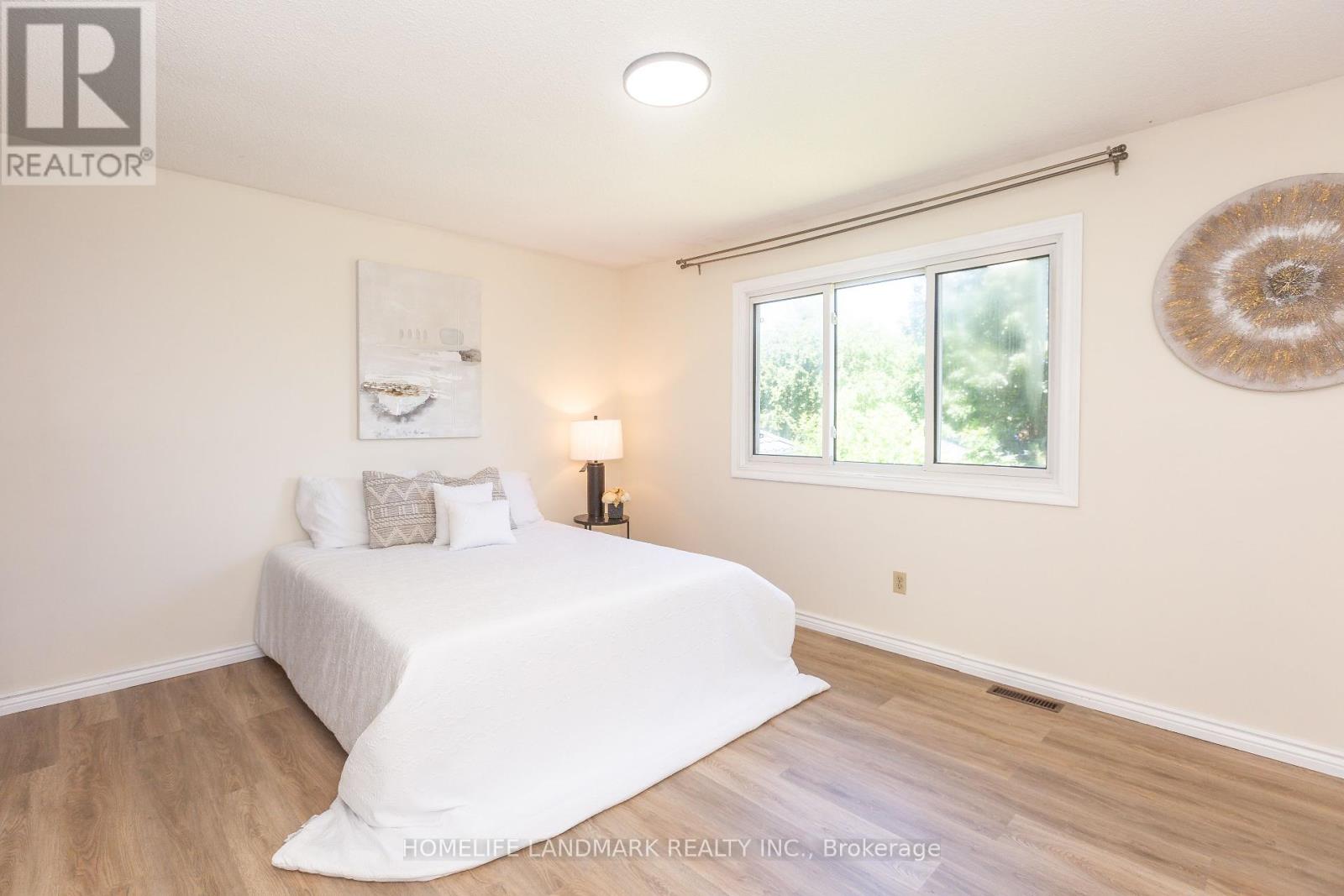 3337 Rhonda Valley, Mississauga, Ontario  L5A 3G2 - Photo 16 - W12266121
