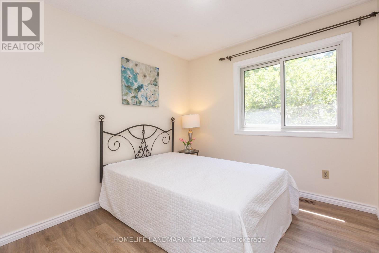 3337 Rhonda Valley, Mississauga, Ontario  L5A 3G2 - Photo 21 - W12266121