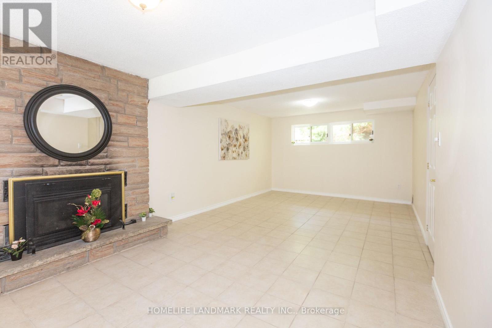 3337 Rhonda Valley, Mississauga, Ontario  L5A 3G2 - Photo 26 - W12266121