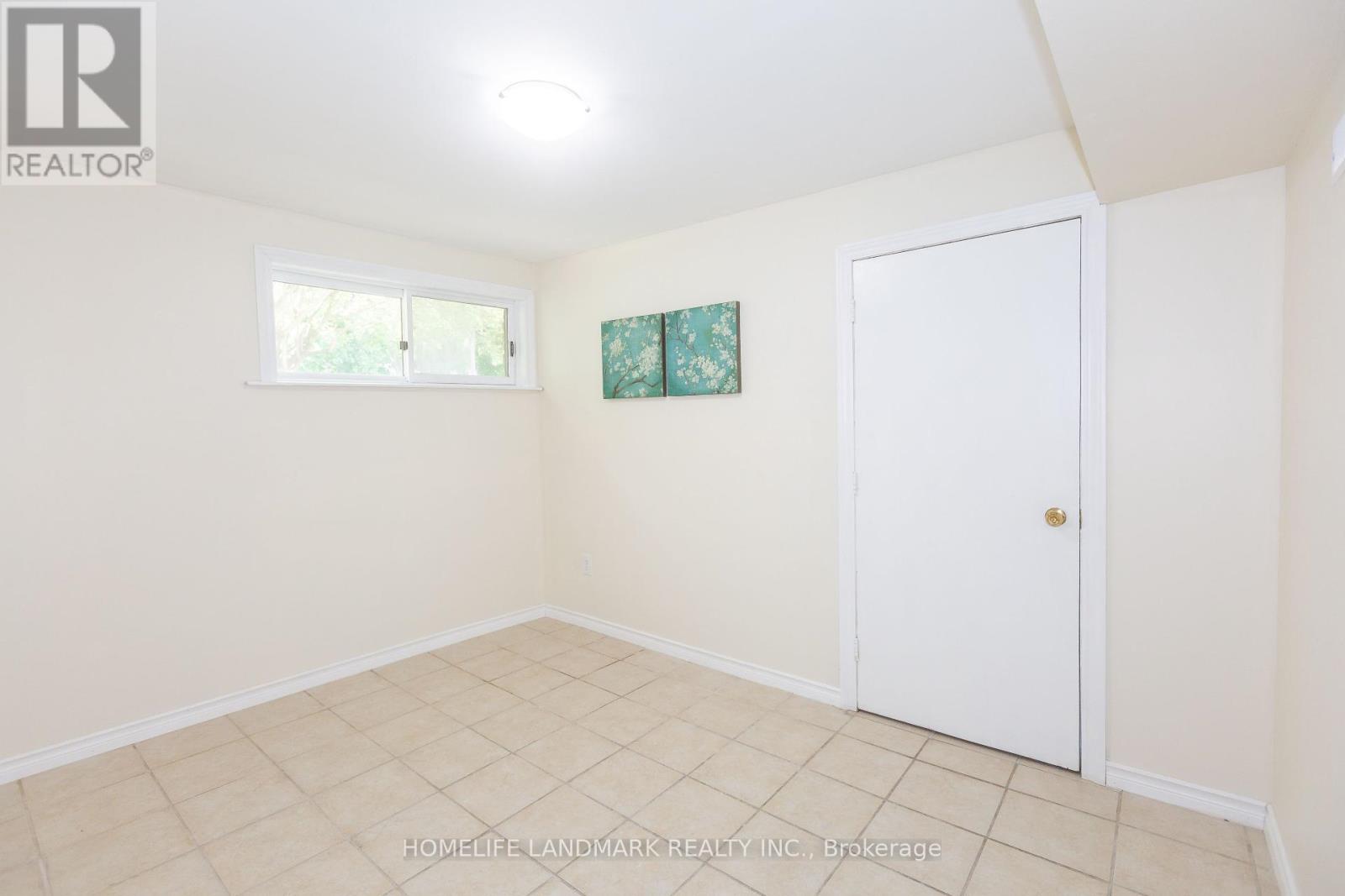 3337 Rhonda Valley, Mississauga, Ontario  L5A 3G2 - Photo 27 - W12266121