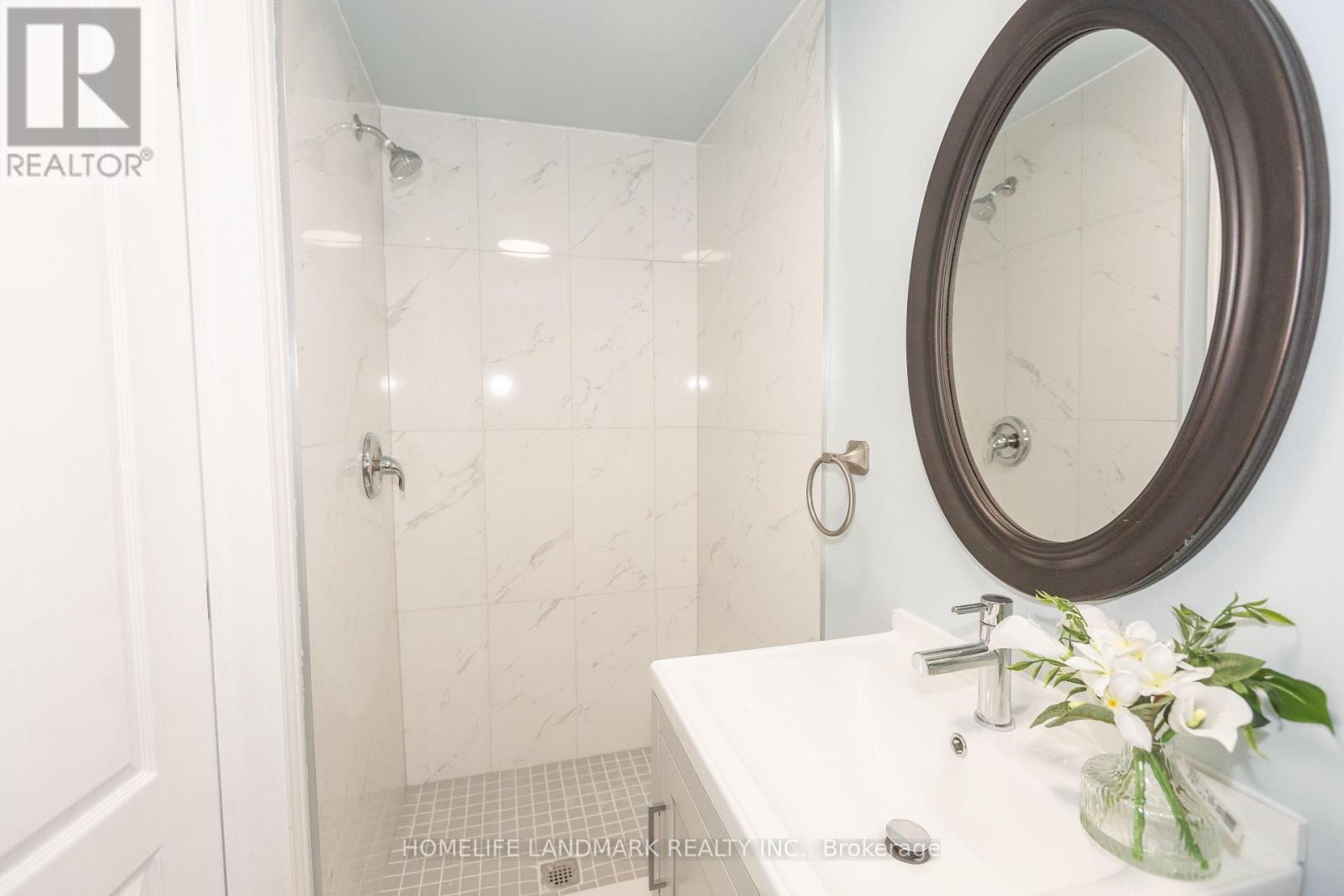 3337 Rhonda Valley, Mississauga, Ontario  L5A 3G2 - Photo 30 - W12266121