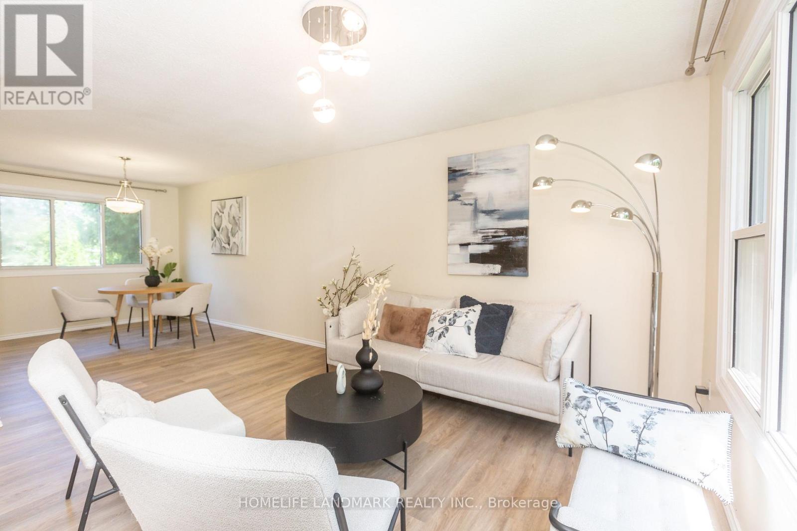 3337 Rhonda Valley, Mississauga, Ontario  L5A 3G2 - Photo 6 - W12266121