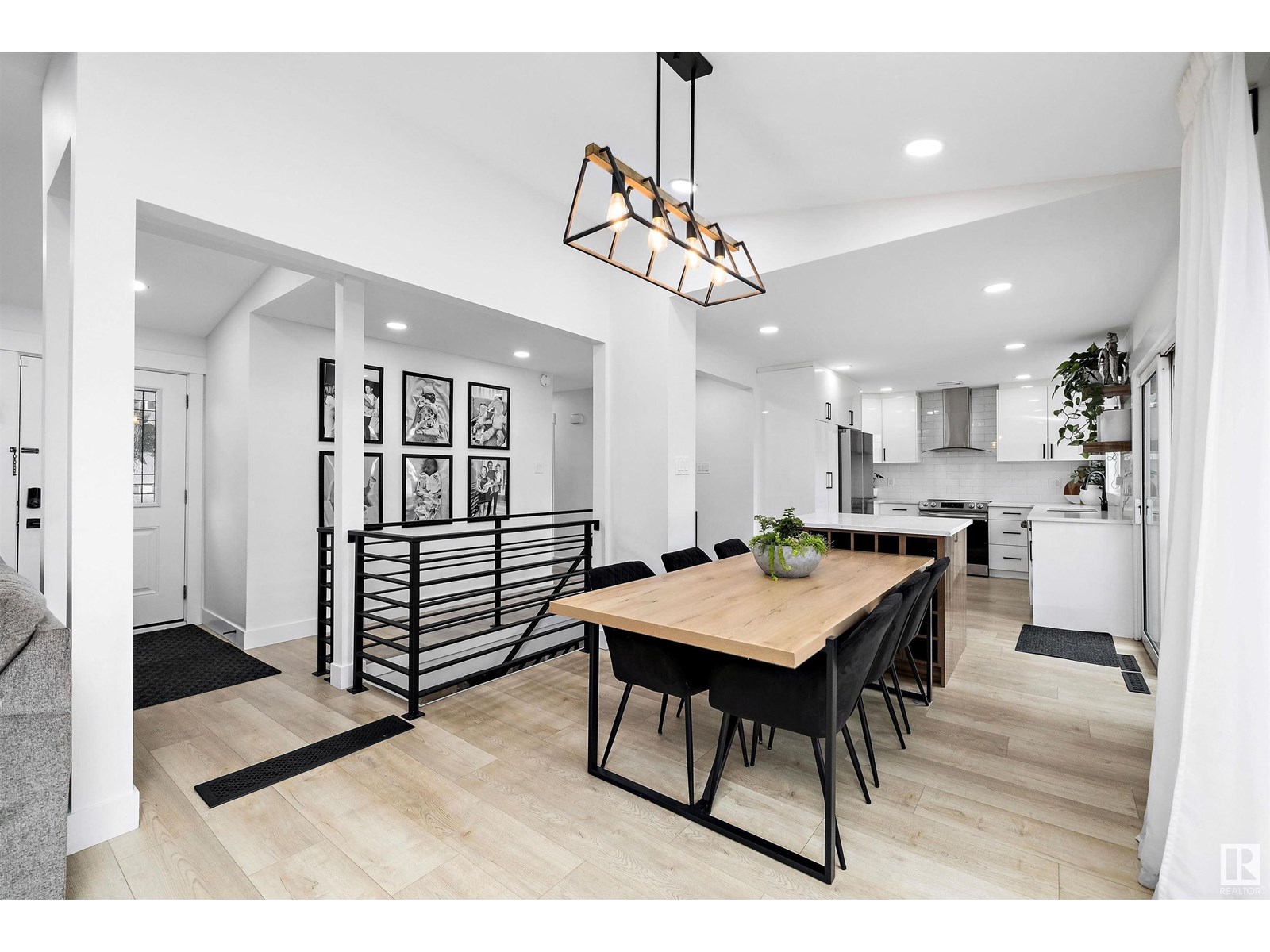 Property at 6916 97 AV NW image 1
