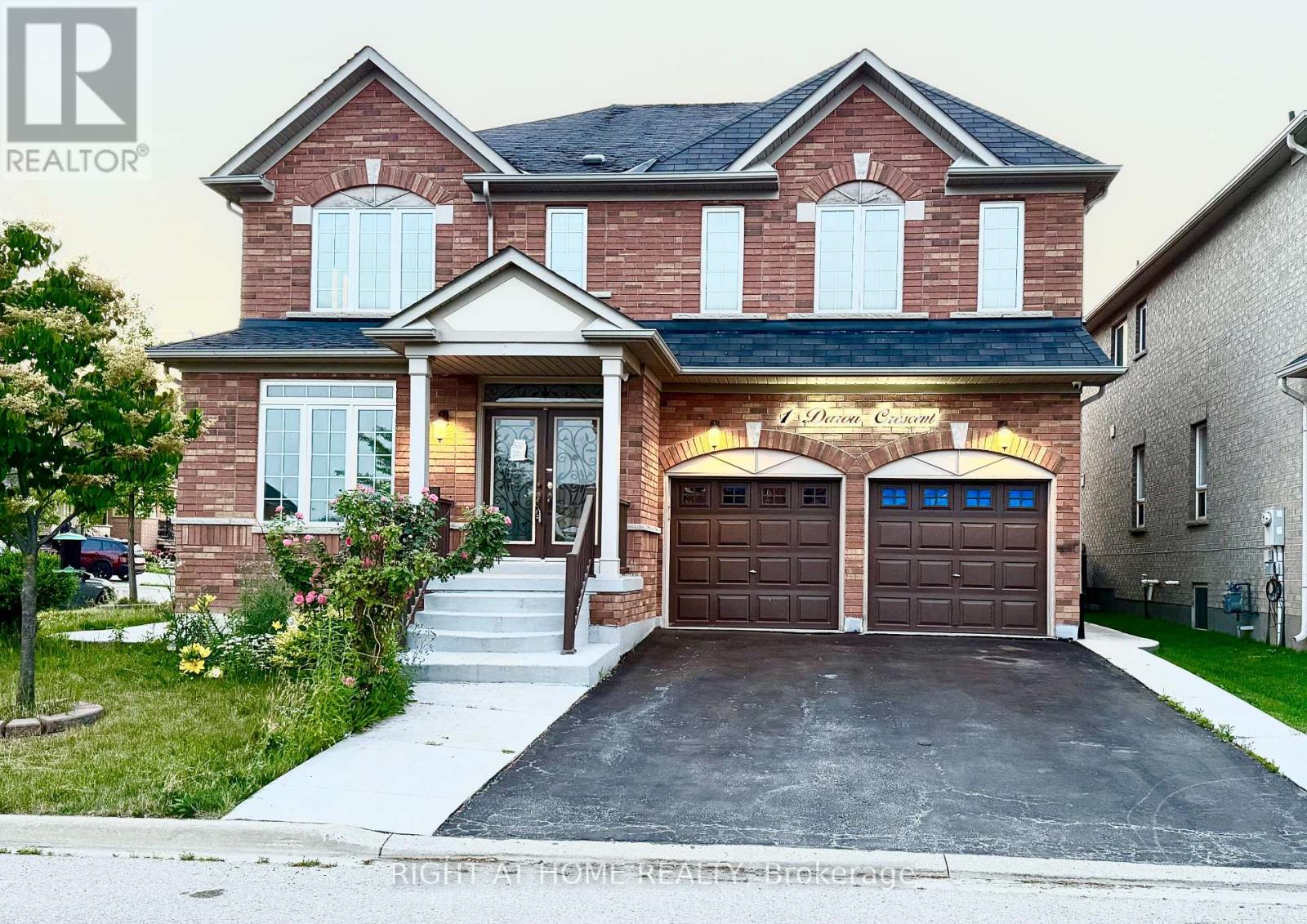 Property at 1 DAROU CRESCENT image