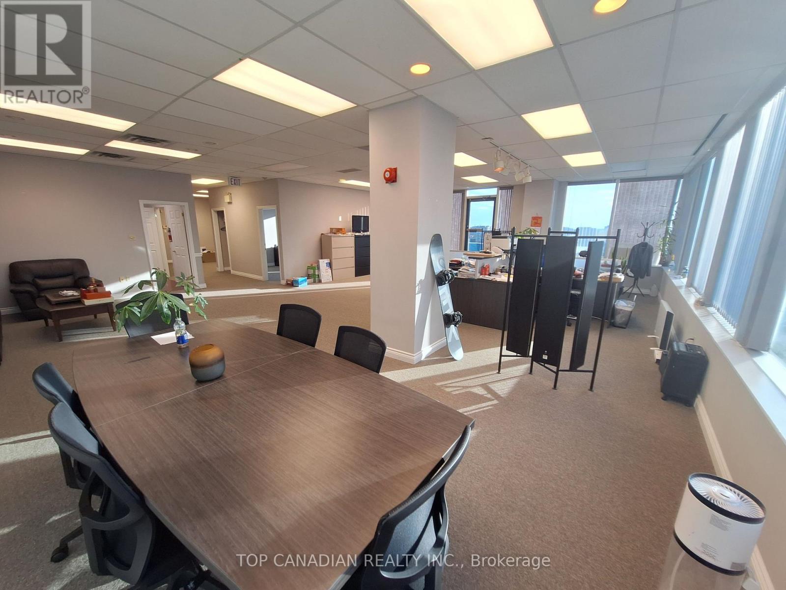 804 - 15 Wertheim Court, Richmond Hill, Ontario  L4B 3H7 - Photo 16 - N12266141