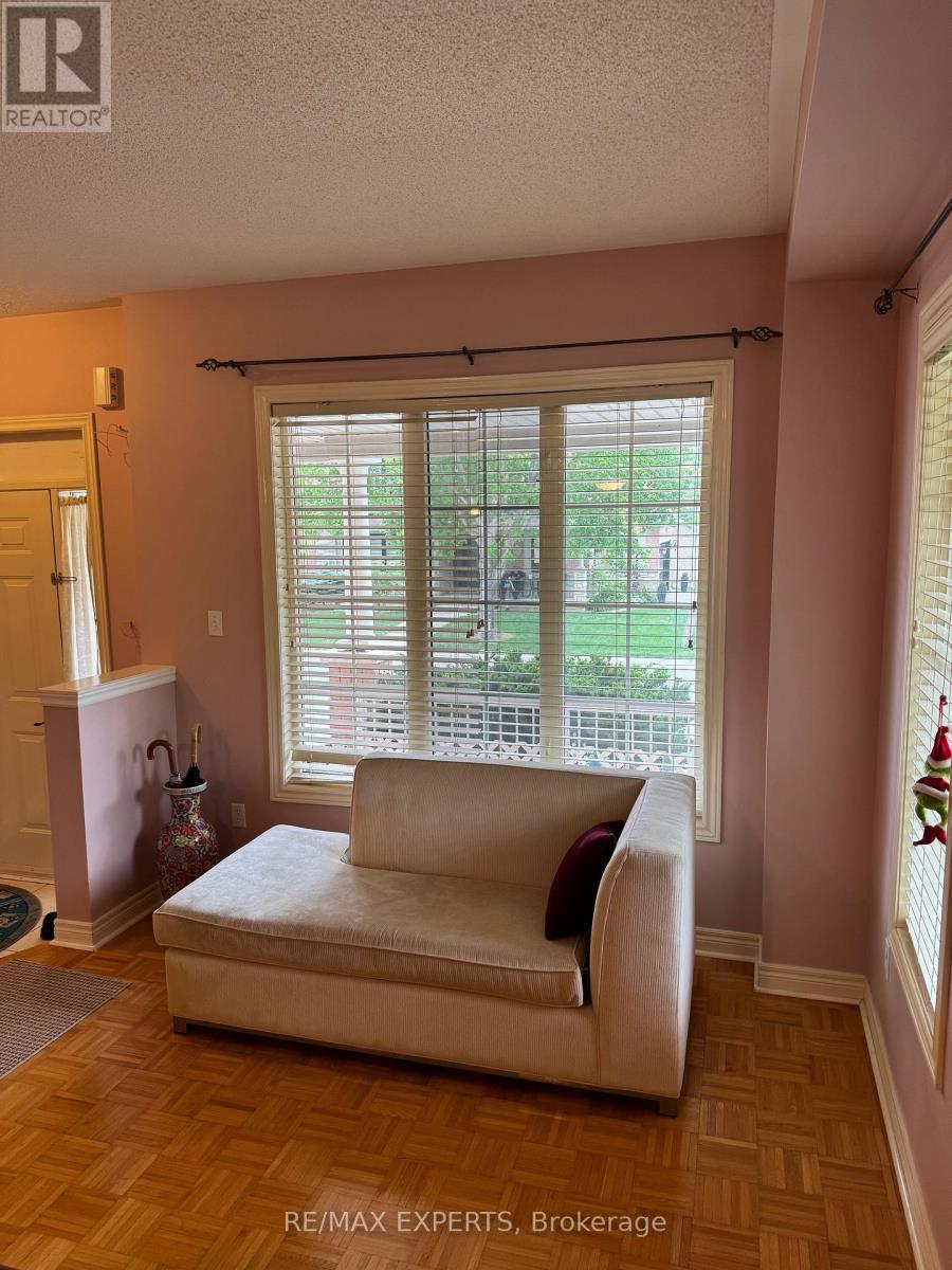 Property at 1 VIA CRISTINA WAY image 3
