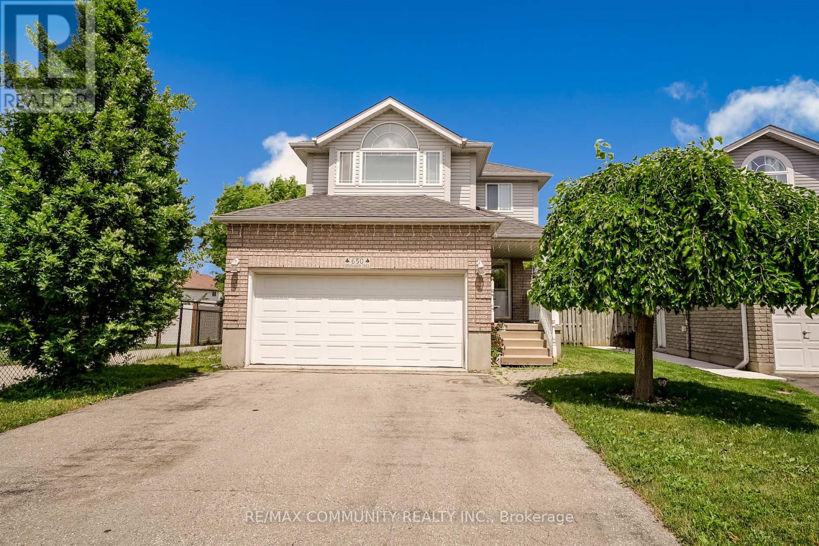 Property at 650 SPINNAKER CRESCENT image 3