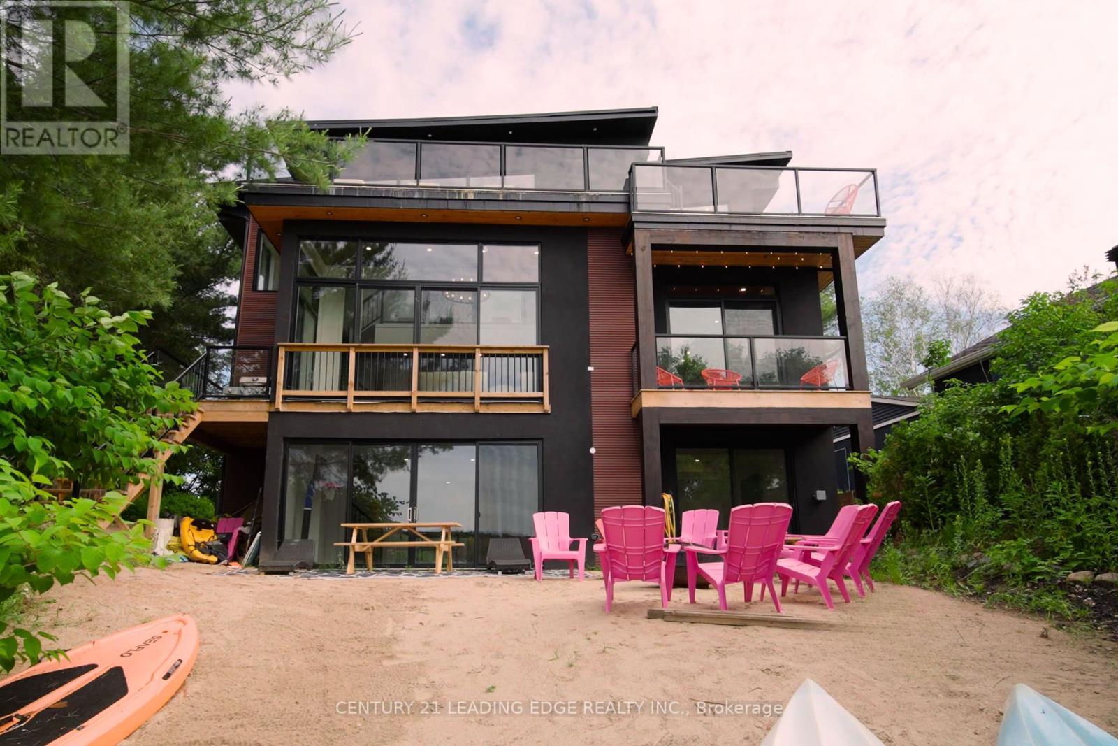34 Ottawa Avenue, South River, Ontario  P0A 1X0 - Photo 1 - X12255292