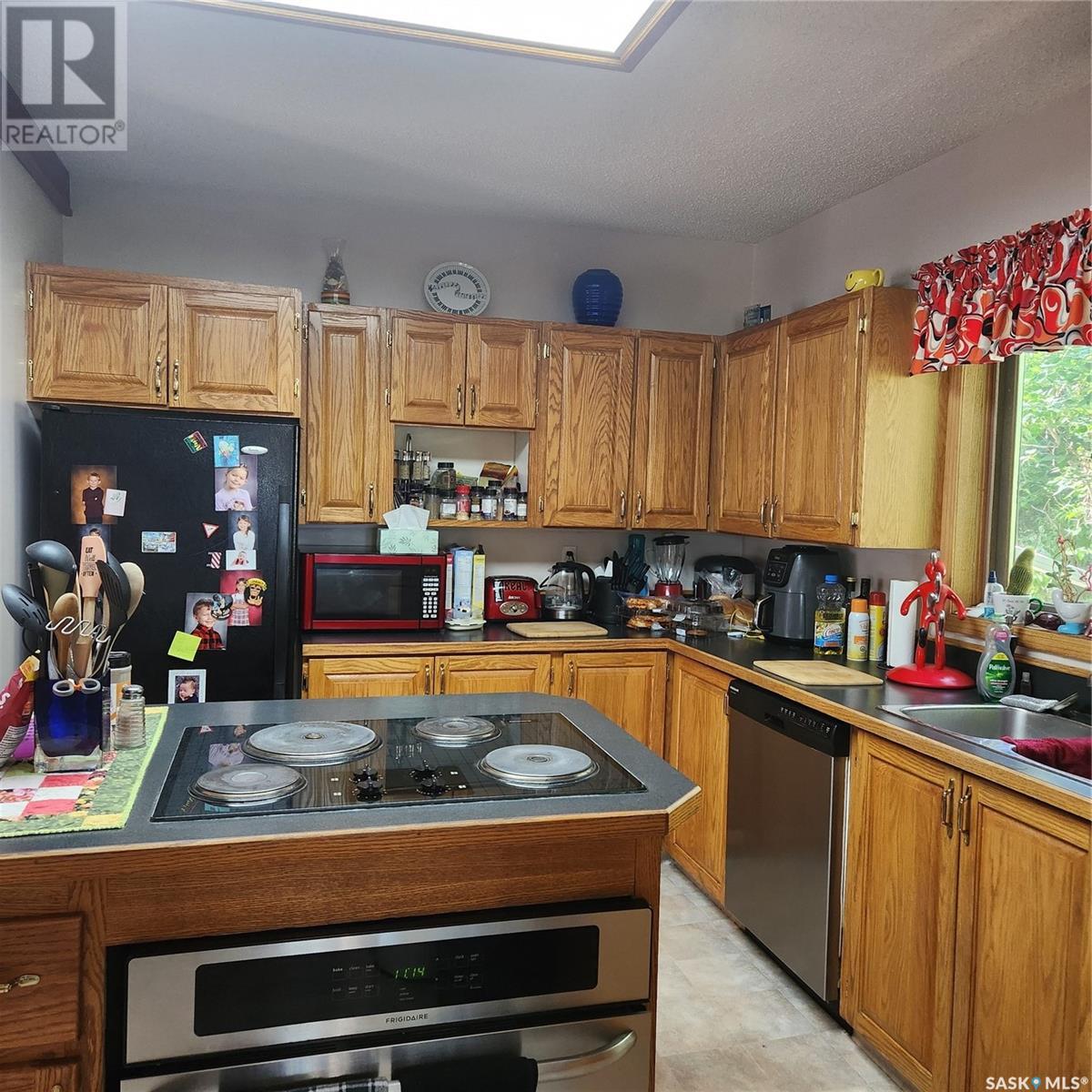 33 Home Street W, Moose Jaw, Saskatchewan  S6H 4X2 - Photo 17 - SK011633
