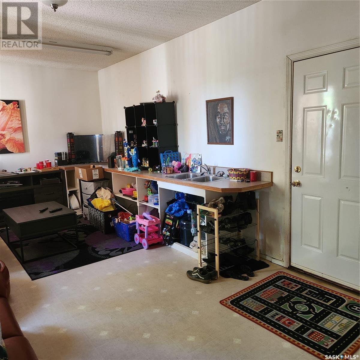 33 Home Street W, Moose Jaw, Saskatchewan  S6H 4X2 - Photo 22 - SK011633
