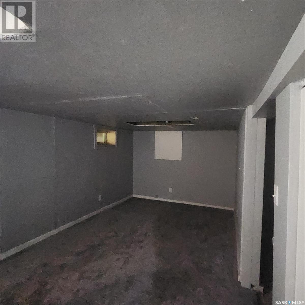 33 Home Street W, Moose Jaw, Saskatchewan  S6H 4X2 - Photo 33 - SK011633