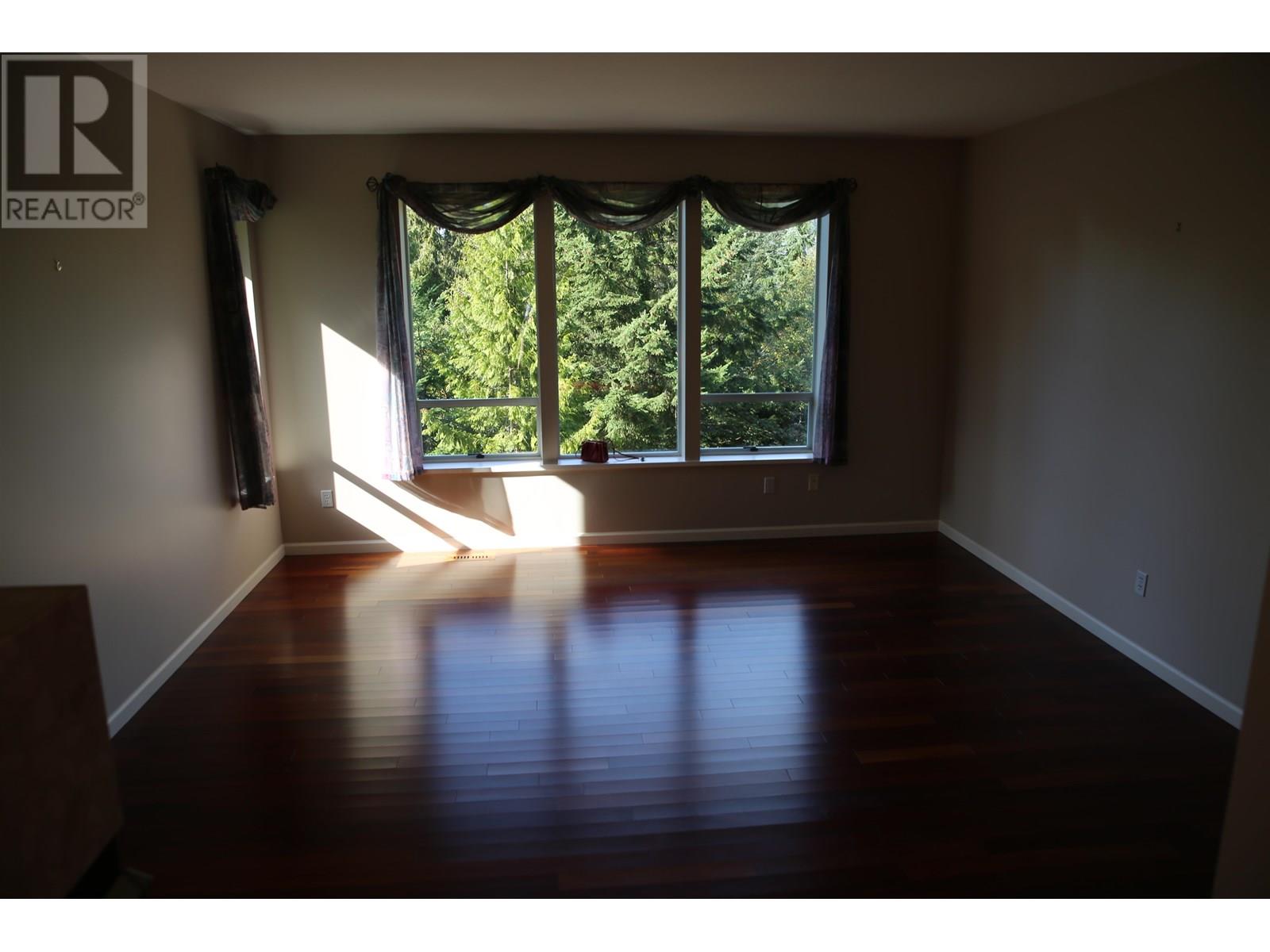 5456 Keith Road, West Vancouver, British Columbia  V7W 3C9 - Photo 2 - R3020651