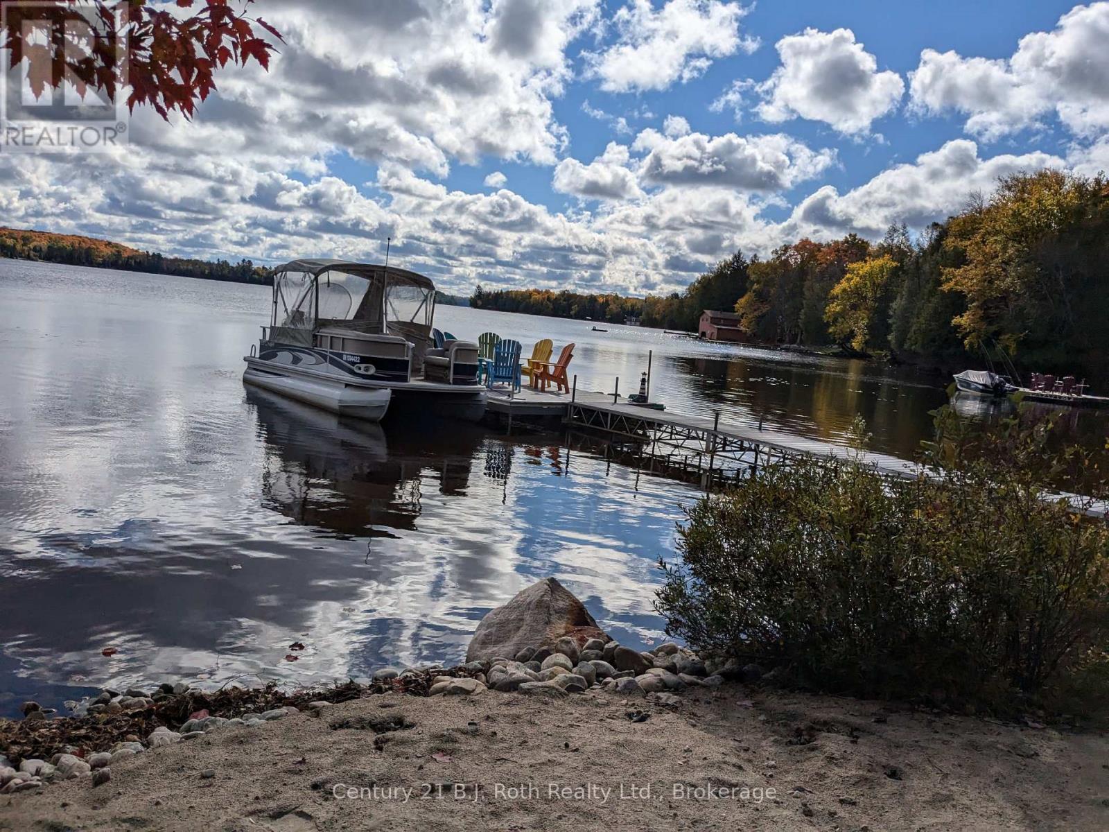 77 Holden Road, Magnetawan, Ontario  P0A 1P0 - Photo 10 - X12266253