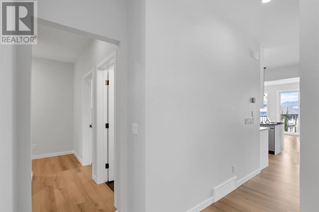 Property at 433 Lewiston Landing NE image 3