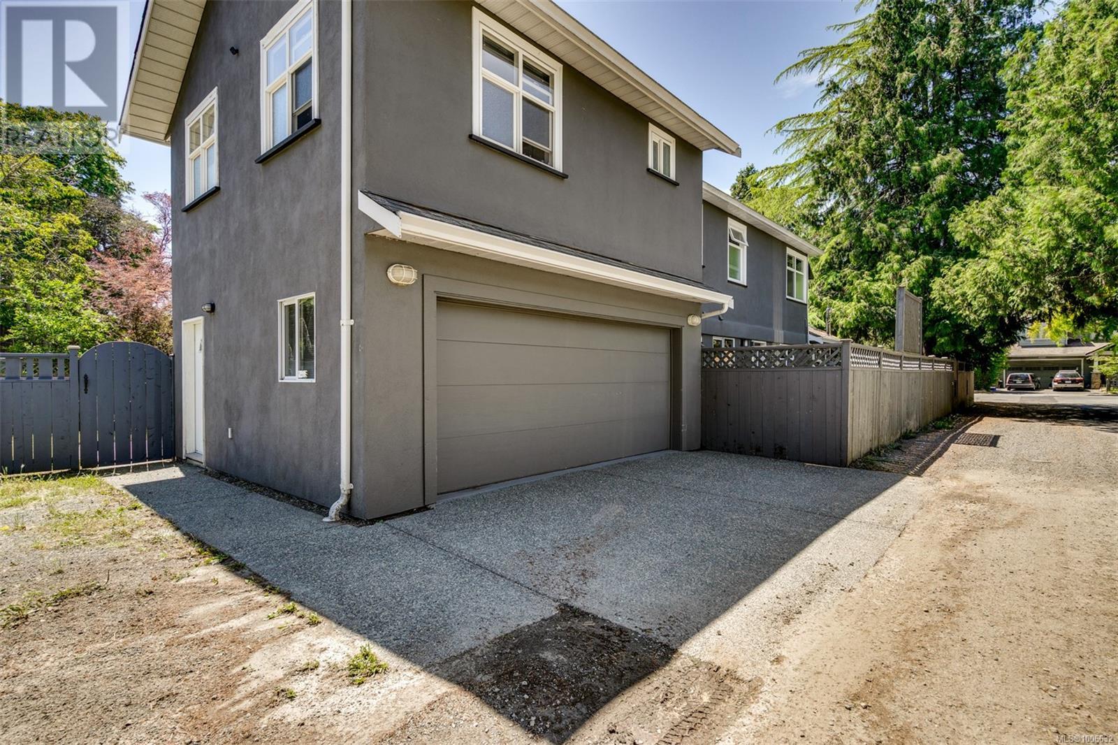 Property at 2183 Foul Bay Rd image 3