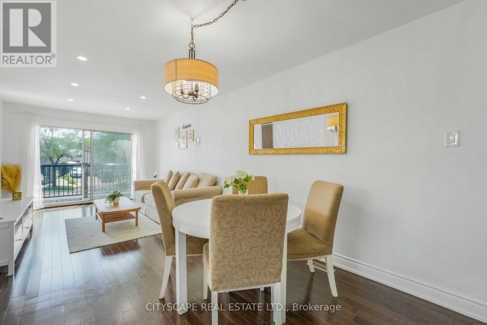 Property at 3574 ELLENGALE DRIVE W image 5